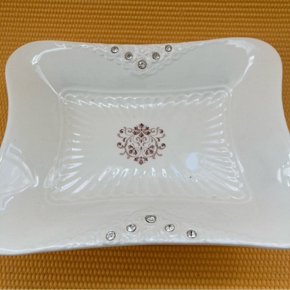 Vintage D’Lusso Serving Dish With Faux Rhinestones 9.5”x 7.5” - Picture 2 of 8